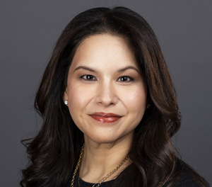 Amanda Greenfield Headshot